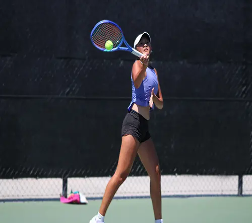 Junior Tennis Programs Anaheim player practicing a forehand